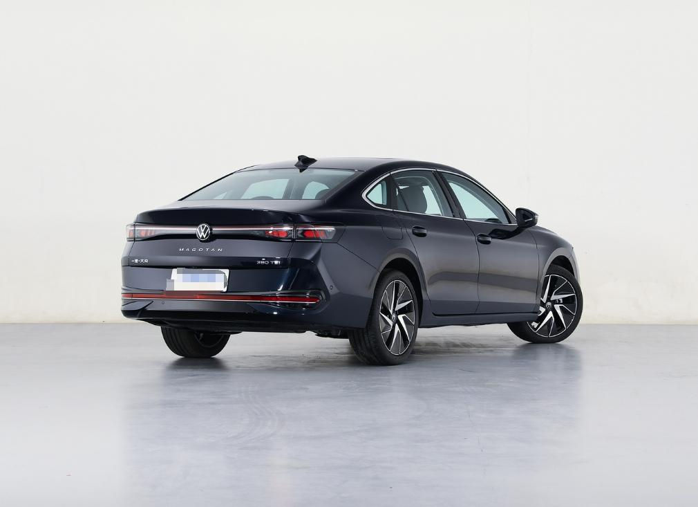 迈腾最新款,自然美景的探索之旅启动