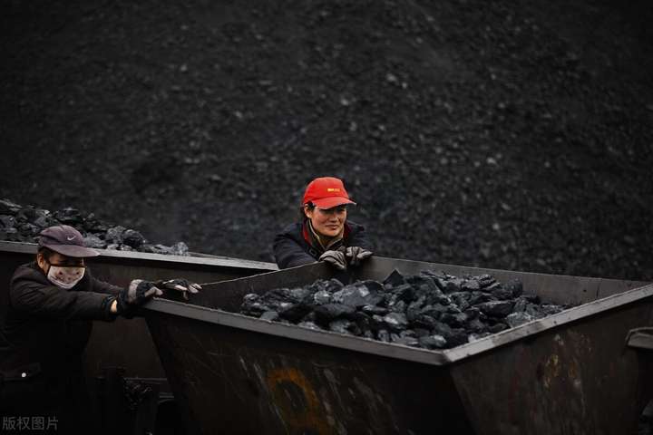 煤价最新动态揭秘,巷弄深处的煤炭故事与隐藏小店探秘