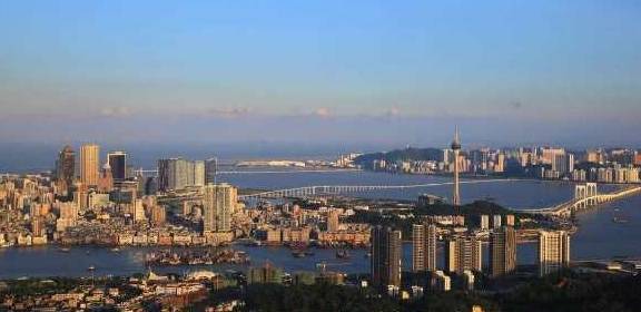 珠海最新房价,城市变迁与个人成长之路同步前行。