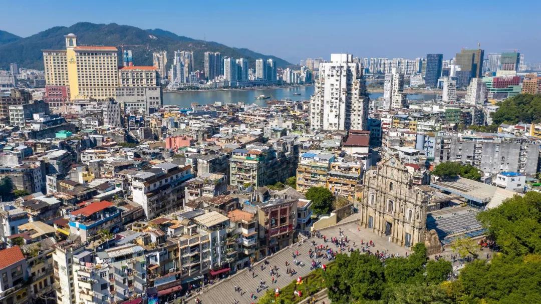 新华社最新消息，小巷深处的独特风味揭秘