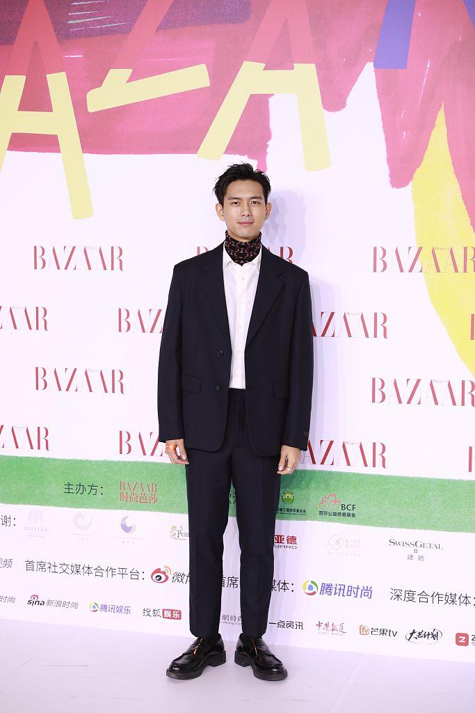 朱一龙最新视频，时代之光下的耀眼之星