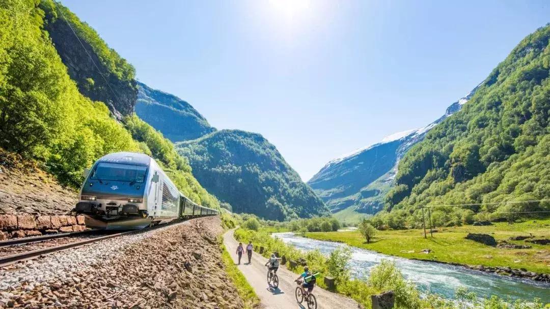 最新住房贷款利率解析，与自然美景共舞，启程安居之旅！