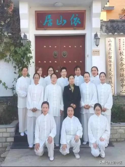 最新秋霞网,探索、体验、科普一站式平台