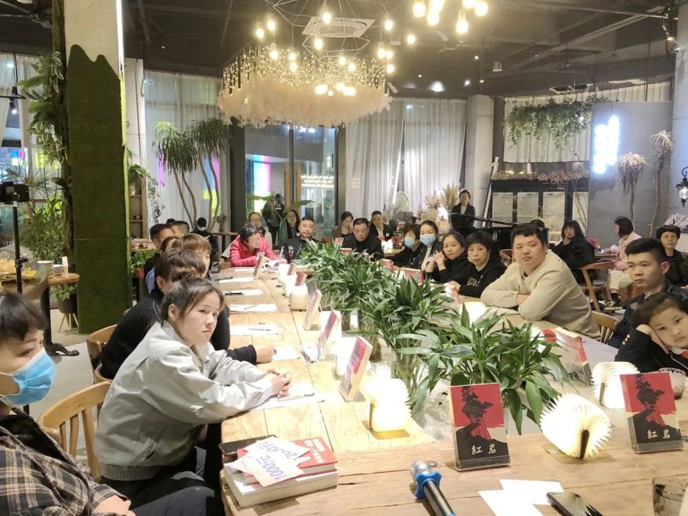 新澳门2024原料网1688,经典解析说明_GT62.137-1