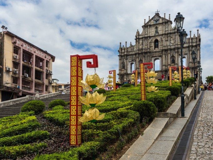 最新澳门大三巴开奖结果,迅速设计解答方案_Surface23.411-9