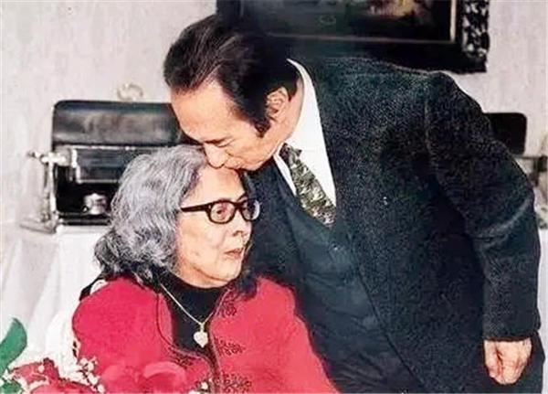 澳门49码,专业分析说明_Plus55.216-4