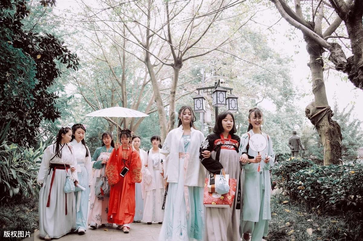 最新歌曲在线，音乐潮流演变与在线体验的魅力