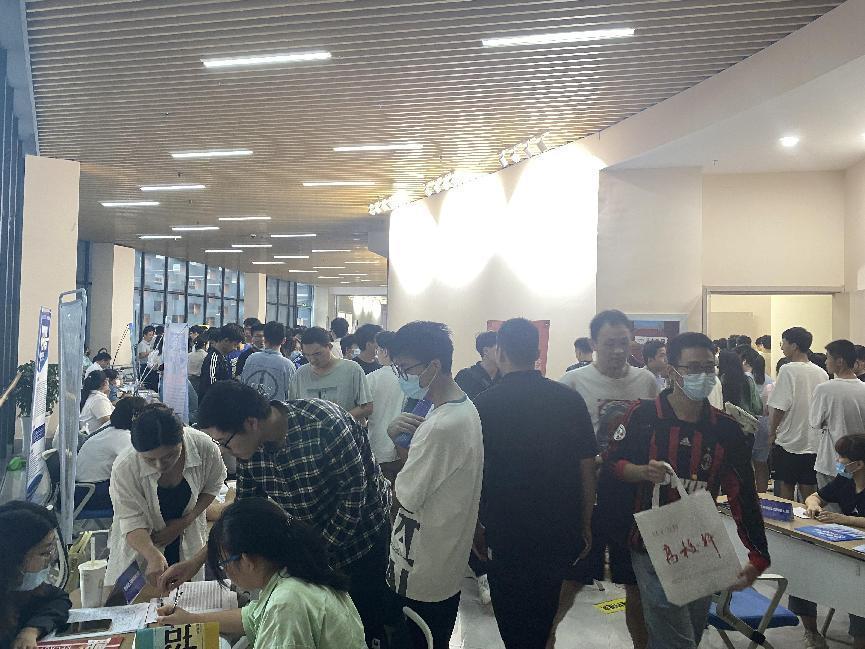 铜陵最新招工,铜陵最新招工,小城的求职奇遇与友情的温暖