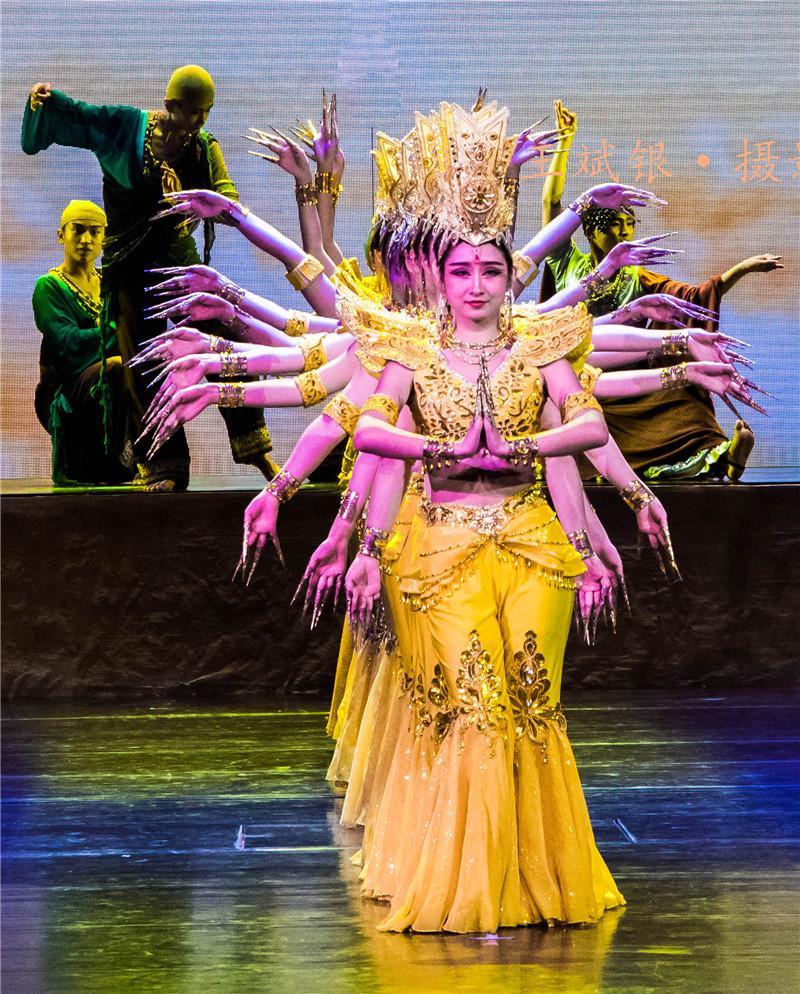 多元视角下的最新舞蹈比赛视频审视与探讨