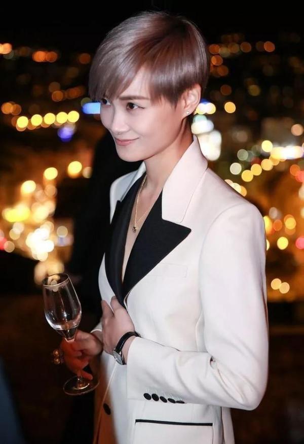 澳门最精准的龙门客栈网址,互动性策略设计_闪电版29.455