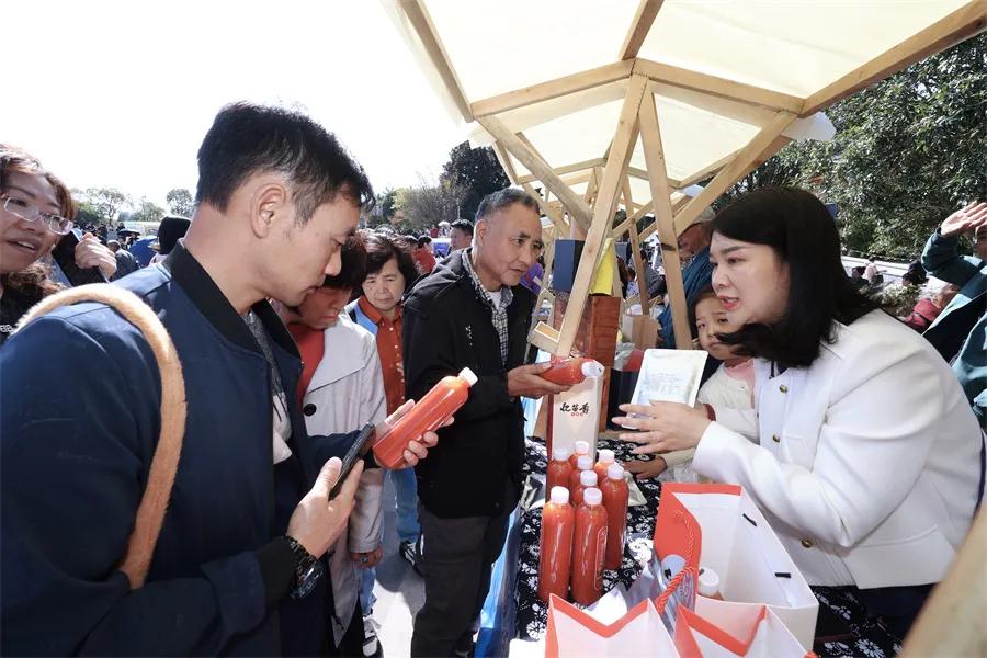 贵安新区高峰镇最新动态与温馨日常