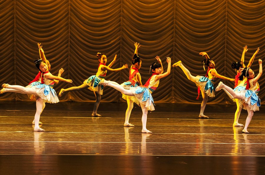 最新幼儿舞蹈,金属材料_原型版94.108