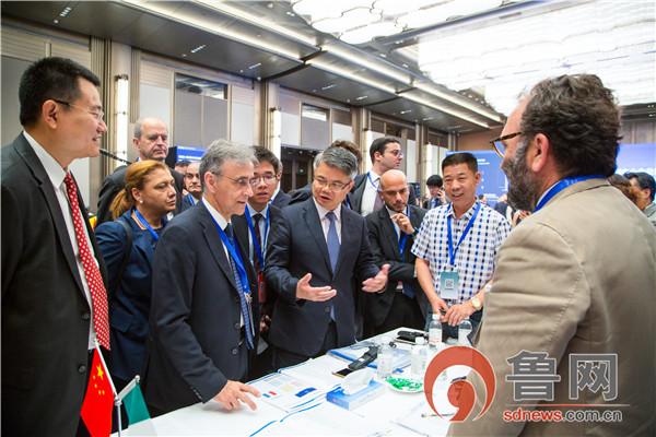 最新银行招聘,实地观察数据设计_传承版94.891