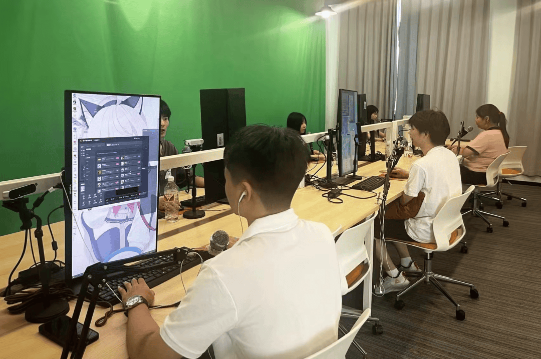 新澳门直播现场开奖直播大全,数据整合决策_流线型版22.477