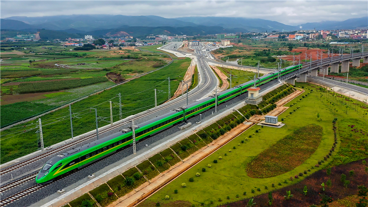 菏徐铁路最新进展,科技驱动区域交通重塑,新纪元驰骋之旅启航