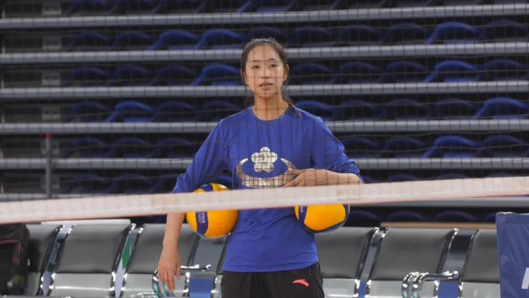 中国女排赛场内外的温暖日常与友情纽带,最新新闻报道揭秘女排精神新篇章