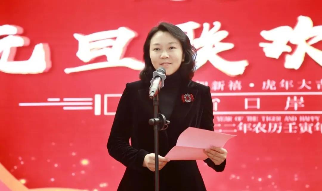 郭德纲相声，传统与现代交融的喜剧魅力，最新相声展现爆笑风采