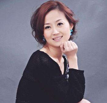 最新发型女大赏，时尚魅力瞬间打造！